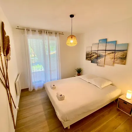 Apartment Pgh N10-terrasse, Parking Prive, 500m De La *